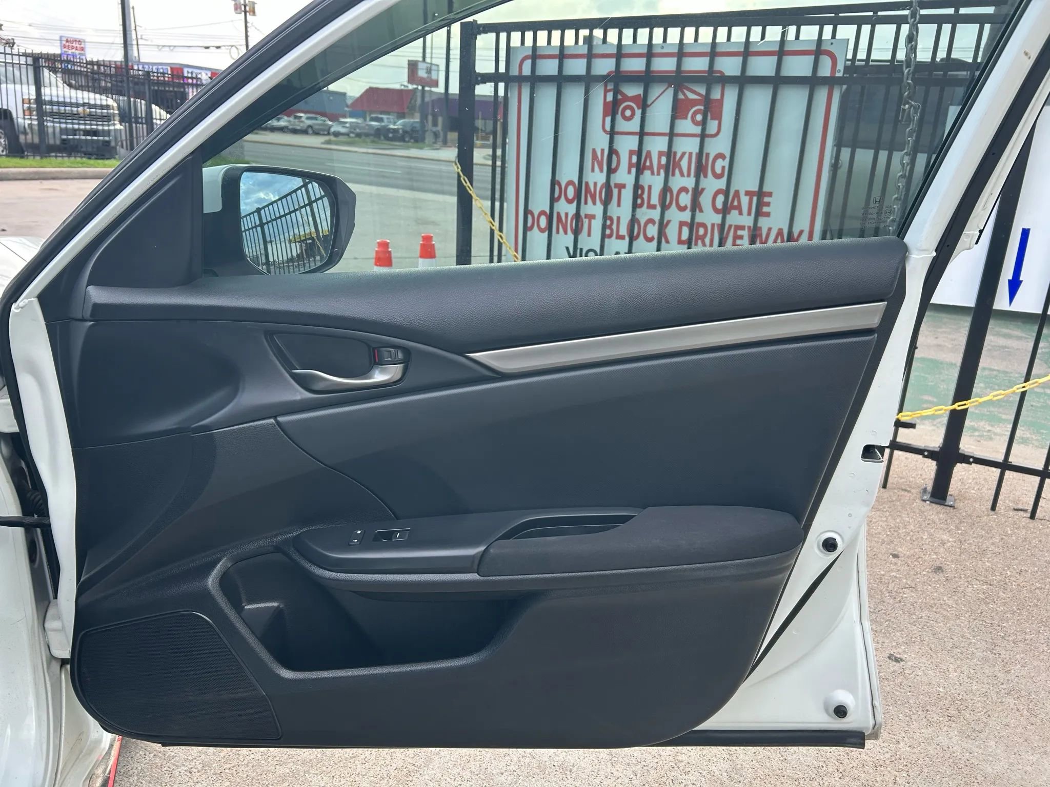 Used 2017 Honda Civic Sport image 15