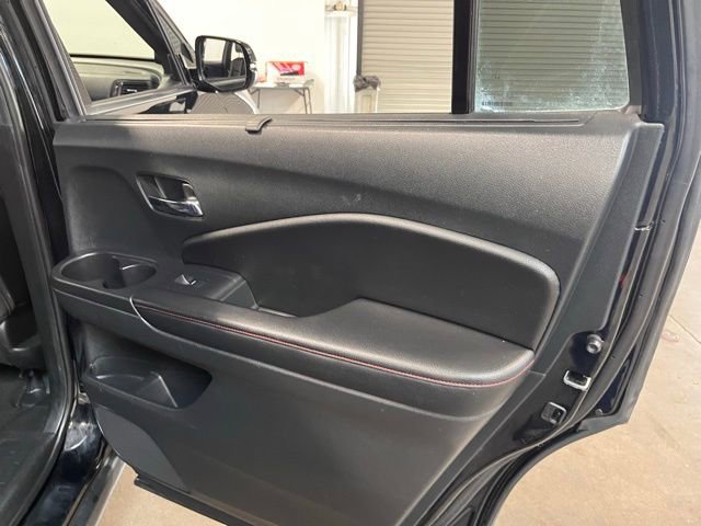 Used 2022 Honda Pilot Black Edition image 13