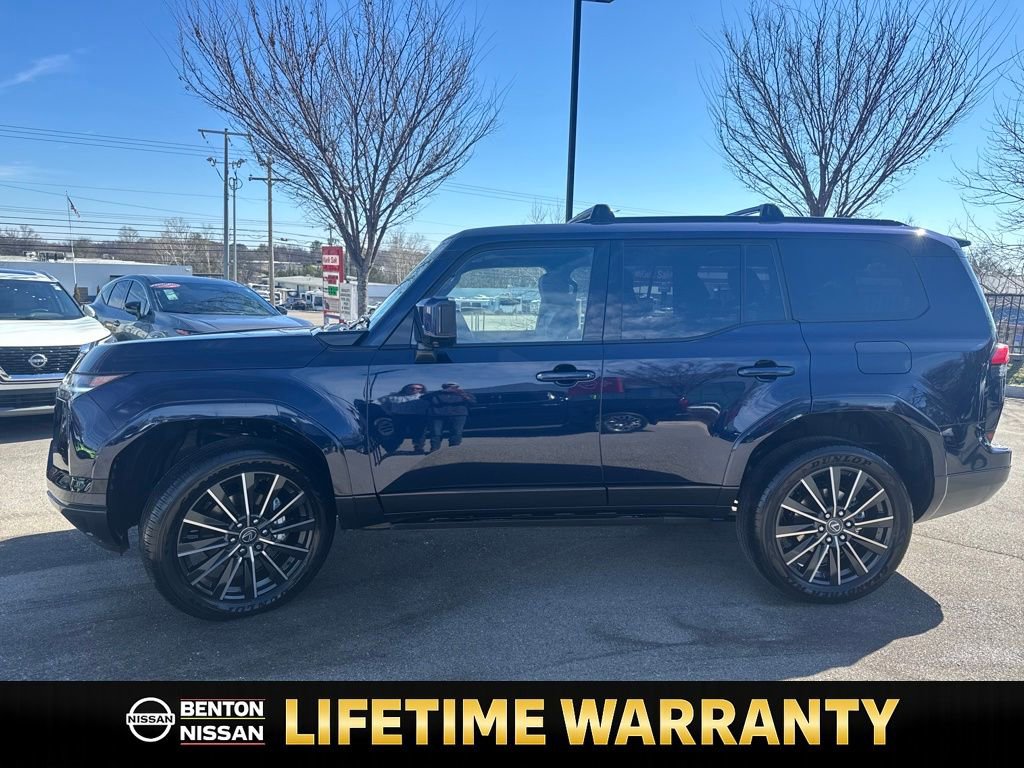 Used 2025 Lexus GX 550 w/ Cold Area Package image 5