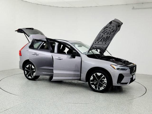 New 2026 Volvo XC60 B5 Plus w/ Protection Package Premier image 10