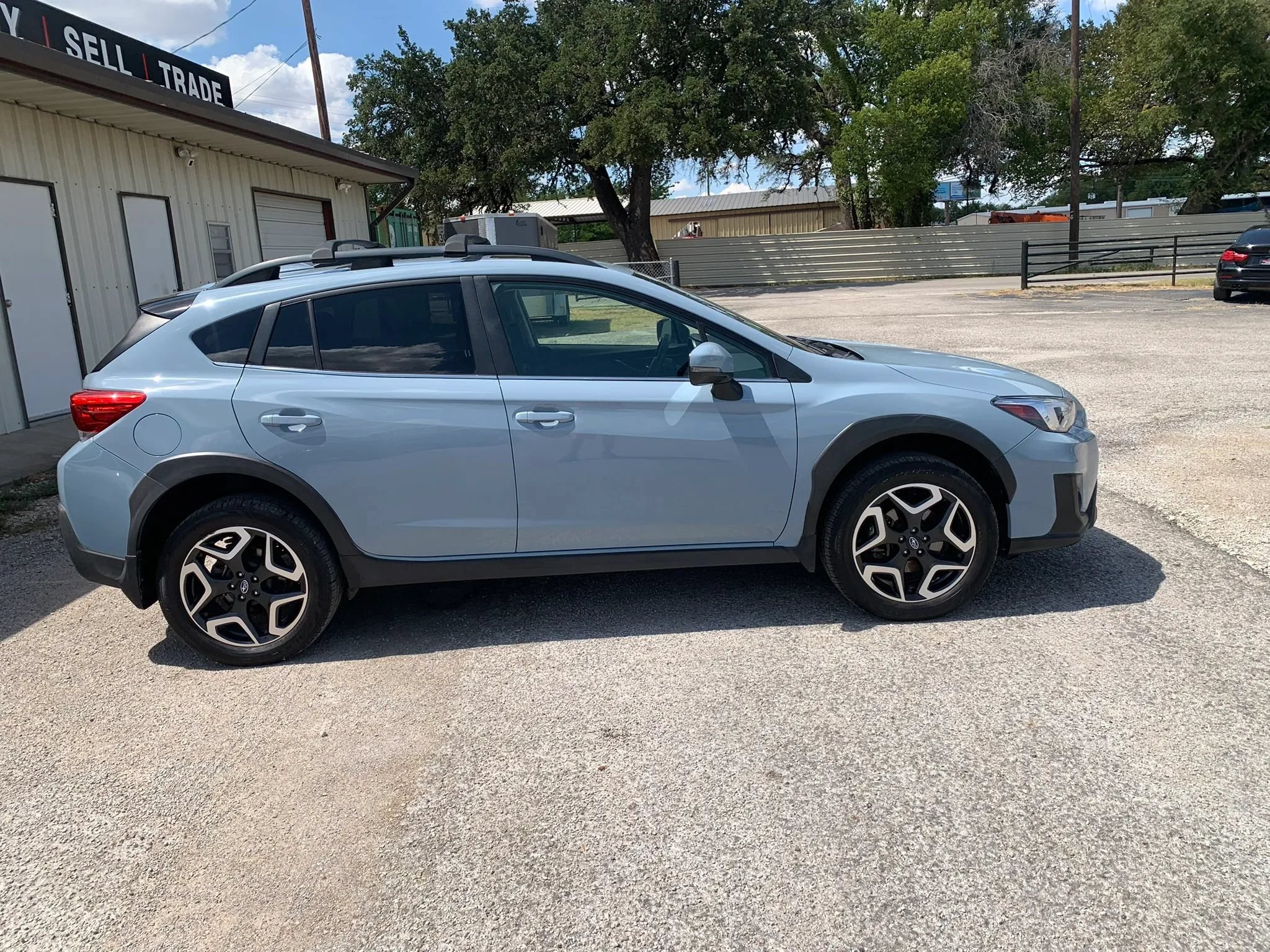 Used 2020 Subaru Crosstrek 2.0i Limited w/ Moonroof Package w/Navigation AWD/4WD image 1