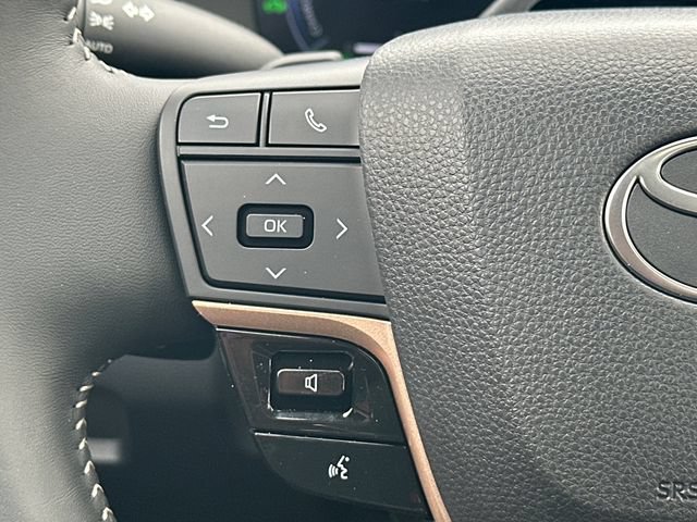 Used 2026 Toyota Crown Signia w/ Advanced Technology Package AWD/4WD image 23