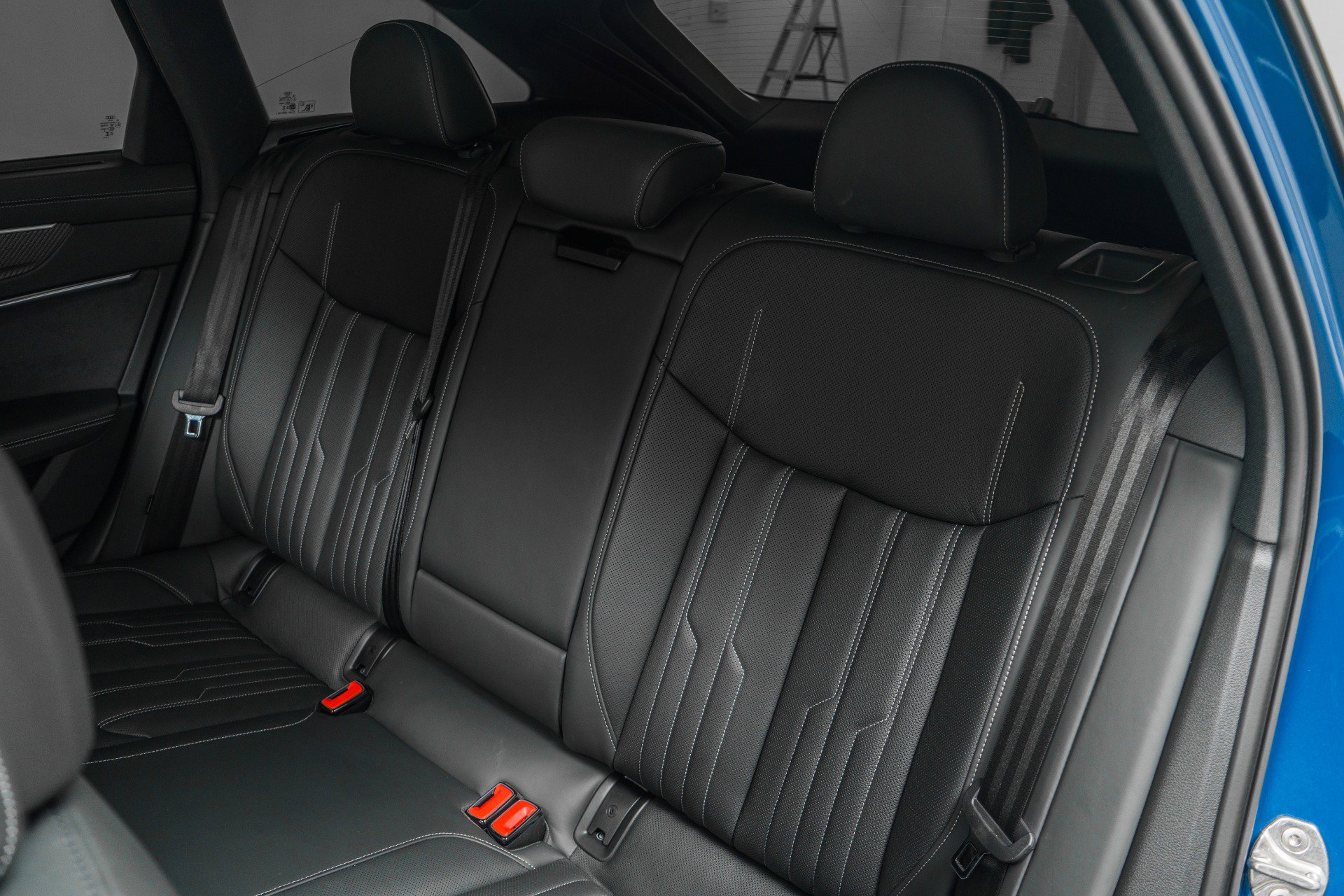 Used 2024 Audi RS 6 performance w/ Black Optic Package image 16