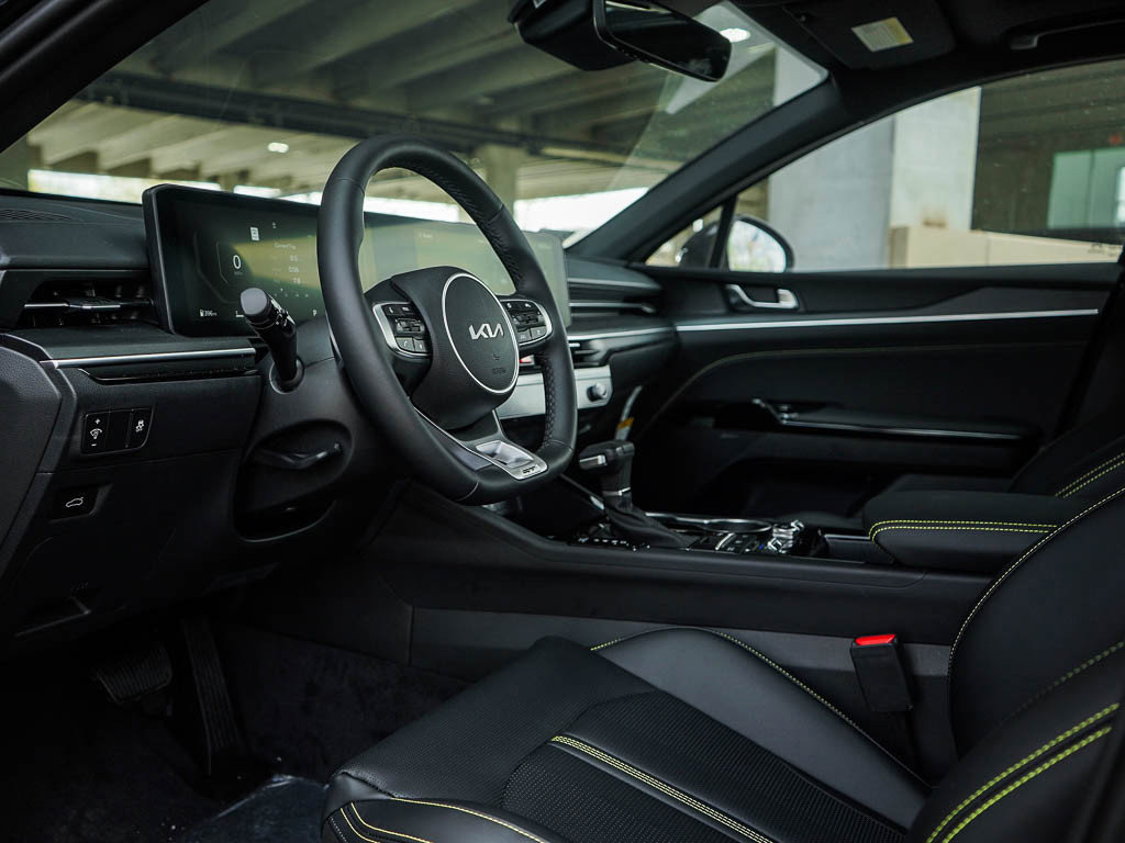 New 2026 Kia K5 GT FWD image 16