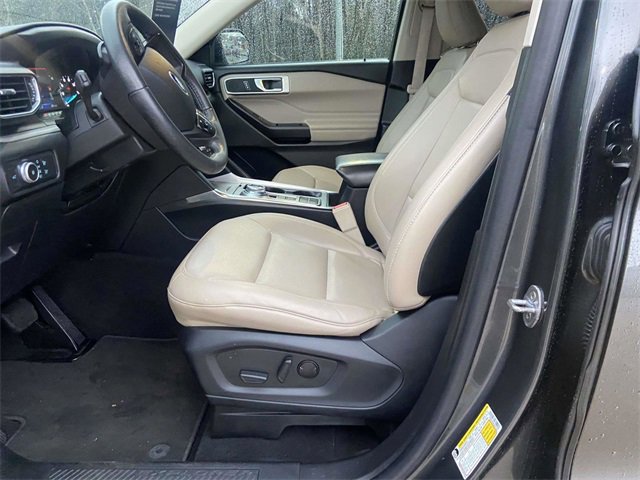 Certified 2020 Ford Explorer XLT w/ Equipment Group 202A image 13
