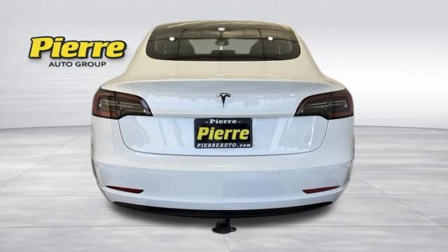 Used 2022 Tesla Model 3 RWD image 3