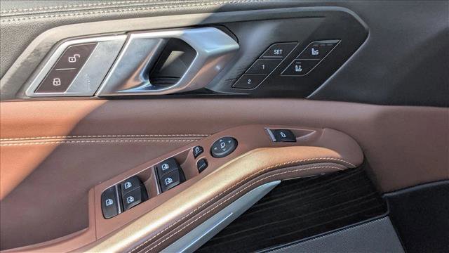 Used 2024 BMW X5 M60i image 13