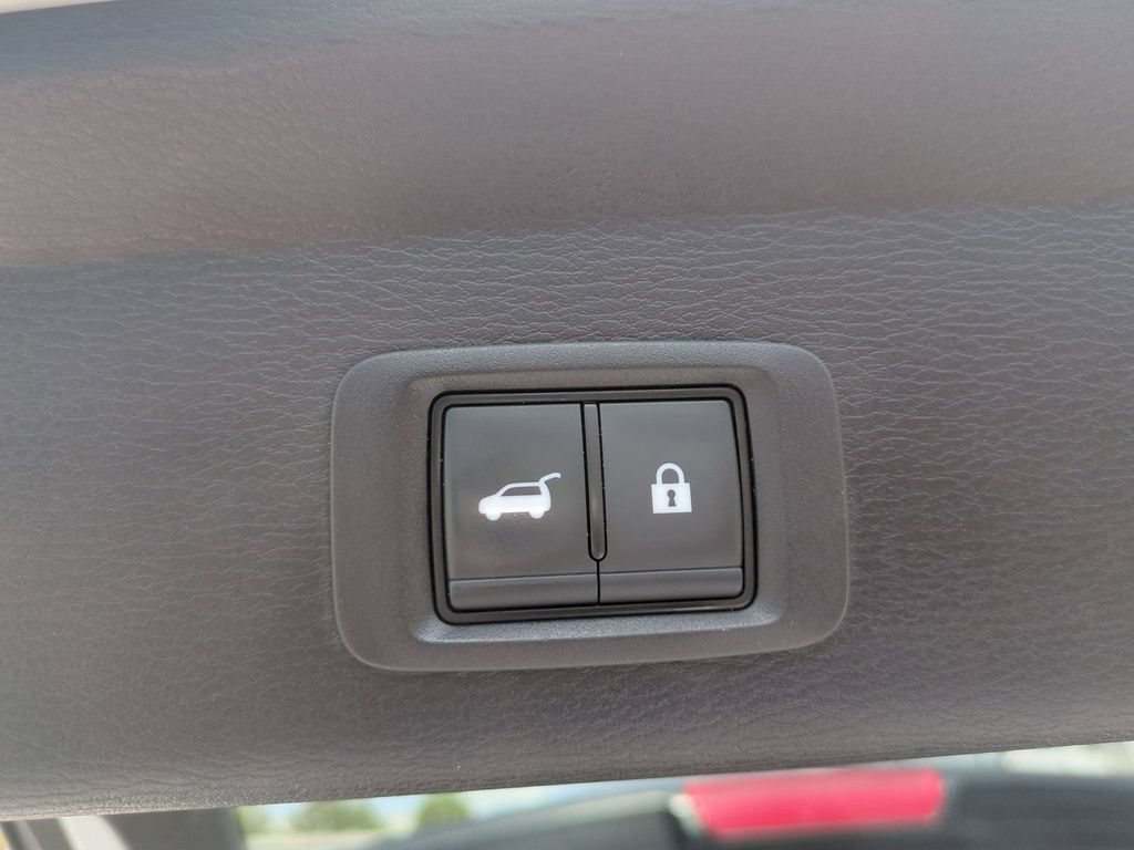 Used 2024 Mitsubishi Outlander SE Black Edition AWD/4WD image 15