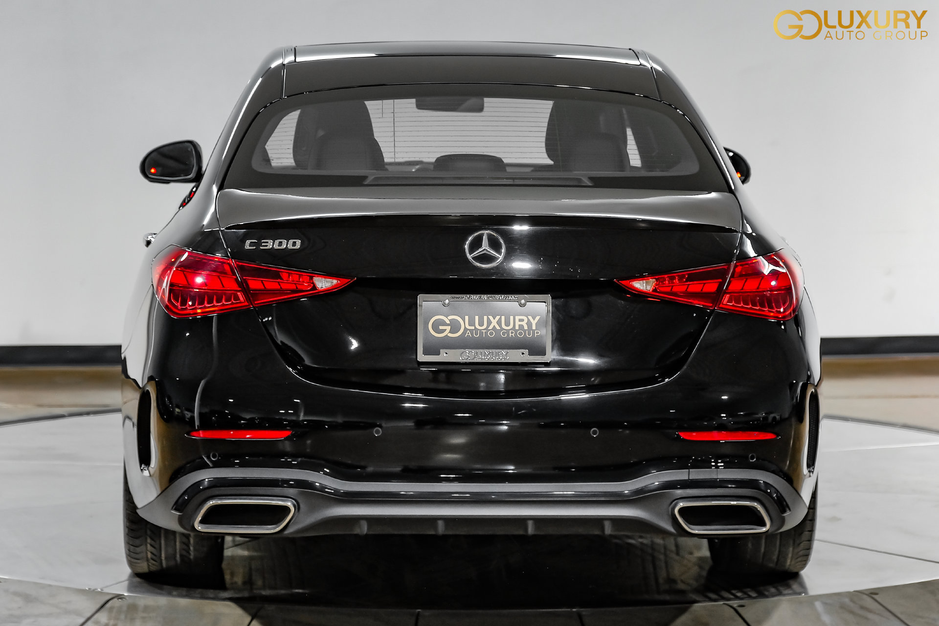 Used 2025 Mercedes-Benz C 300 Sedan w/ AMG Line w/ Night Package image 13