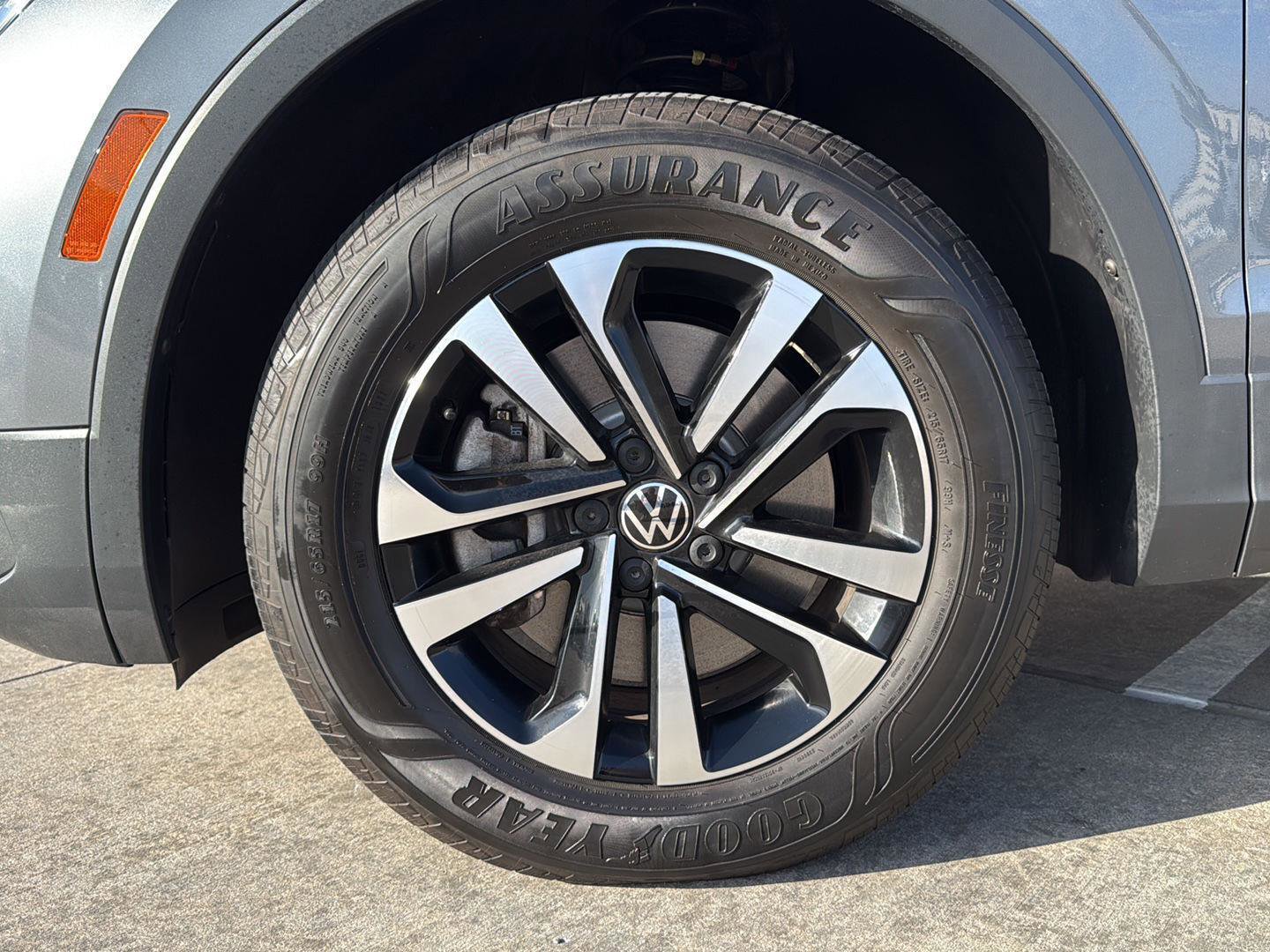 Used 2022 Volkswagen Tiguan S AWD/4WD image 13