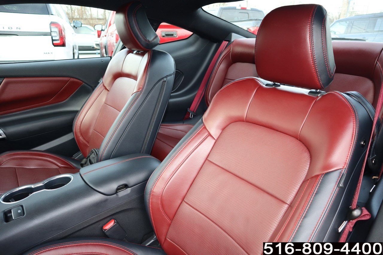 Used 2024 Ford Mustang GT Premium image 19
