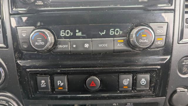 Used 2022 Nissan Titan PRO-4X w/ Pro-4x Convenience Package image 38