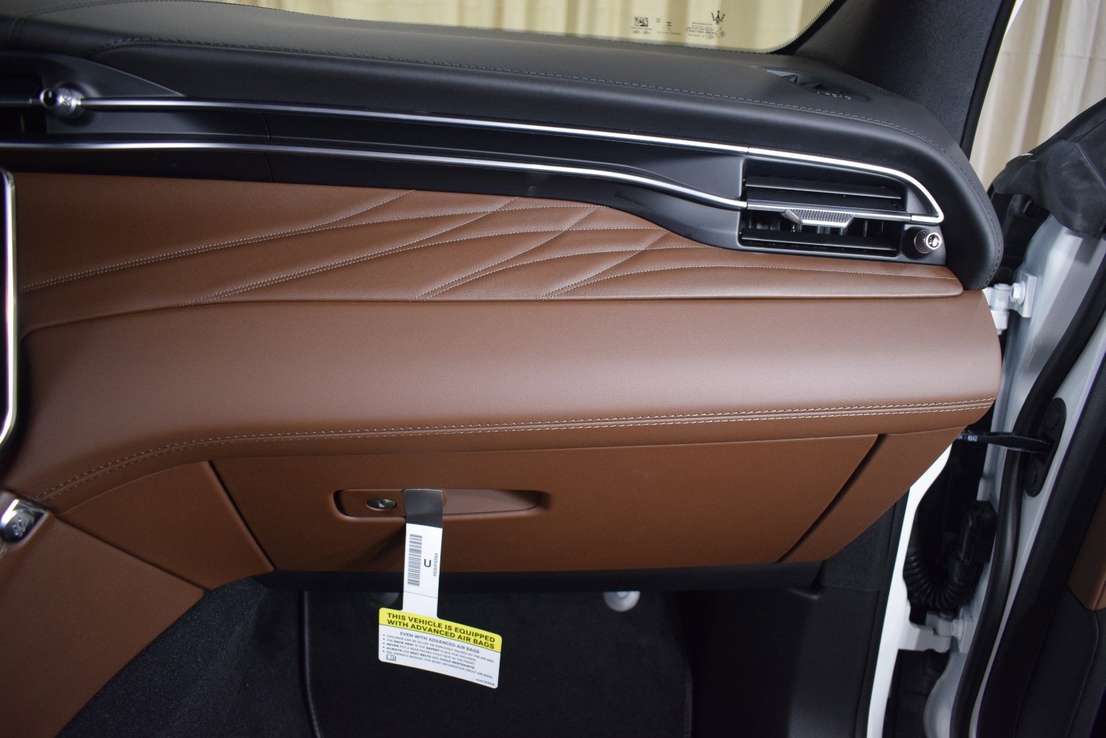 New 2024 Maserati Grecale GT image 25