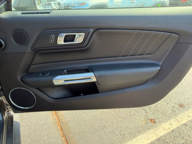 Used 2022 Ford Mustang Premium RWD image 33