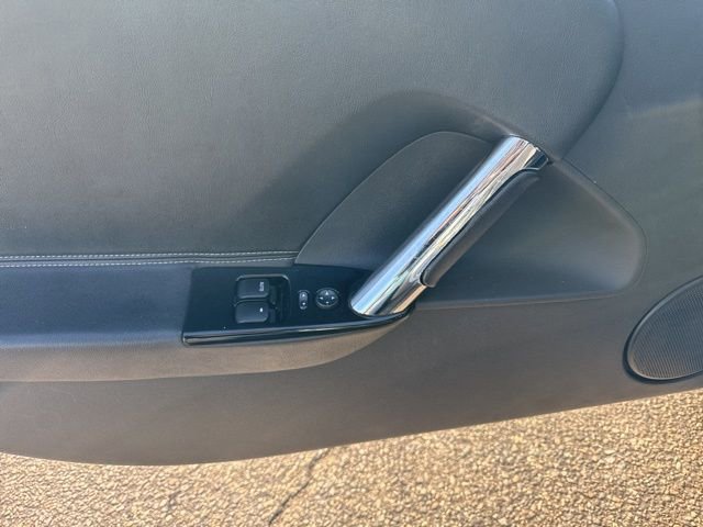 Used 2007 Saturn Sky w/ Premium Trim Pkg image 9