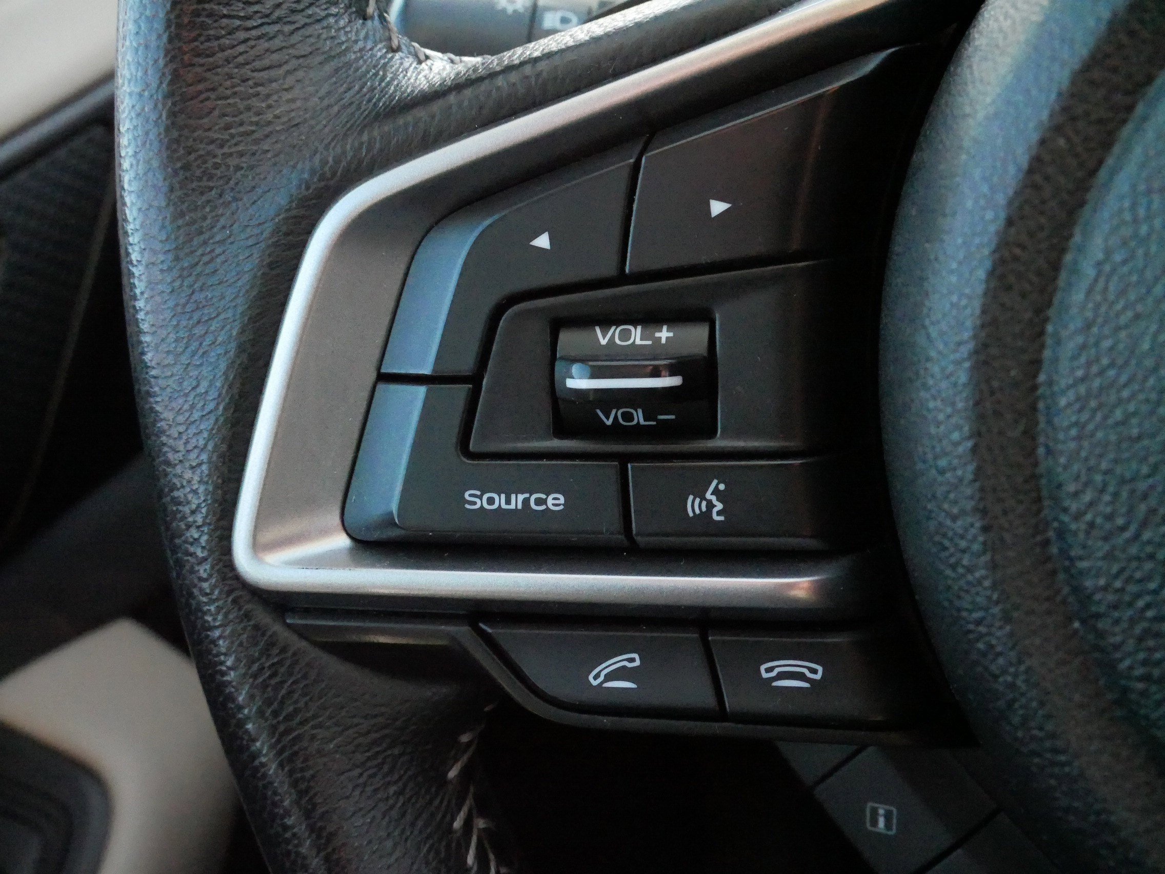 Used 2022 Subaru Outback Premium image 26