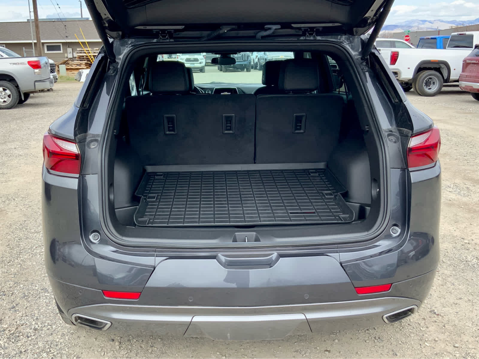 Used 2022 Chevrolet Blazer Premier image 21