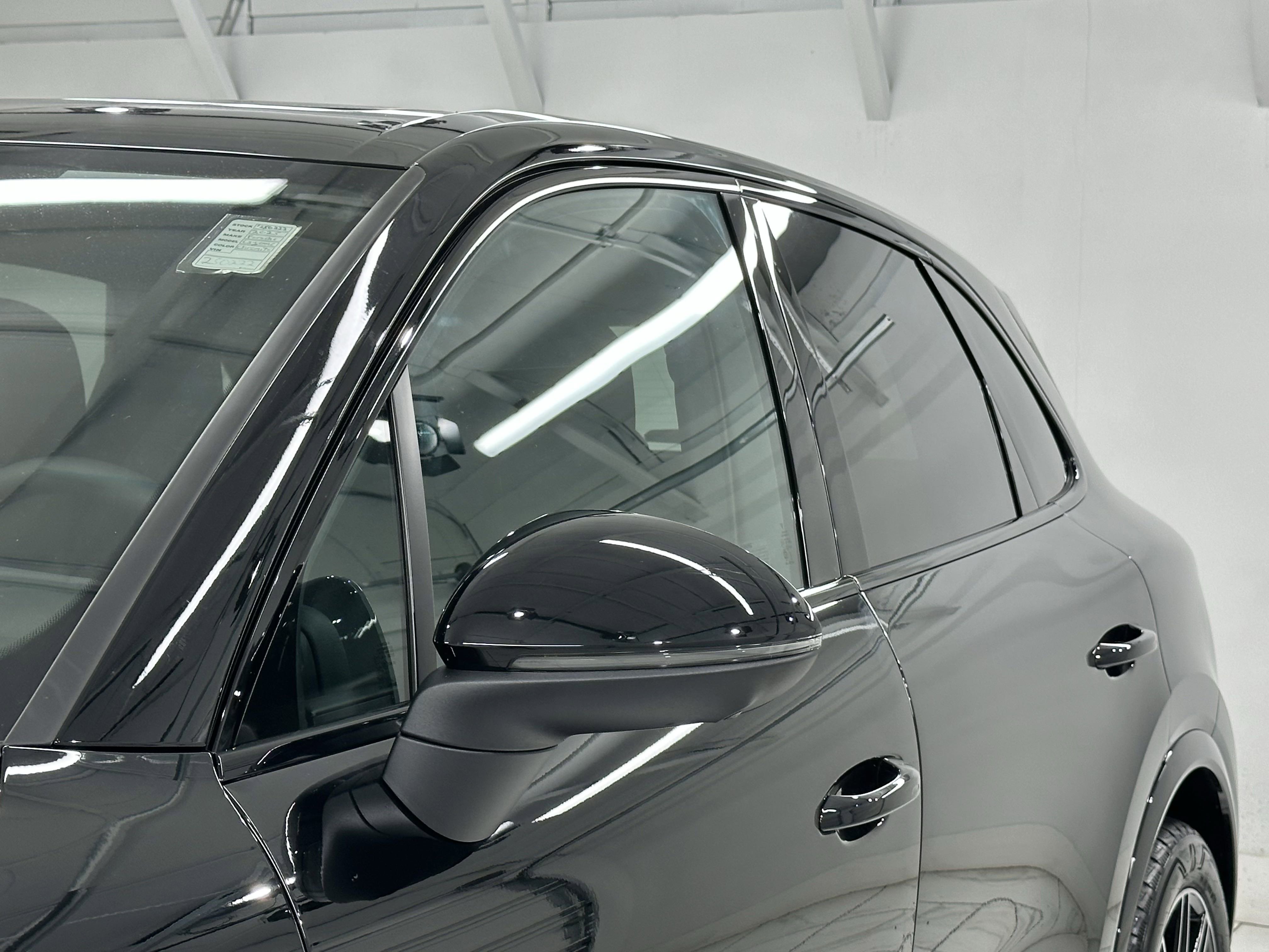 Certified 2025 Porsche Cayenne image 19