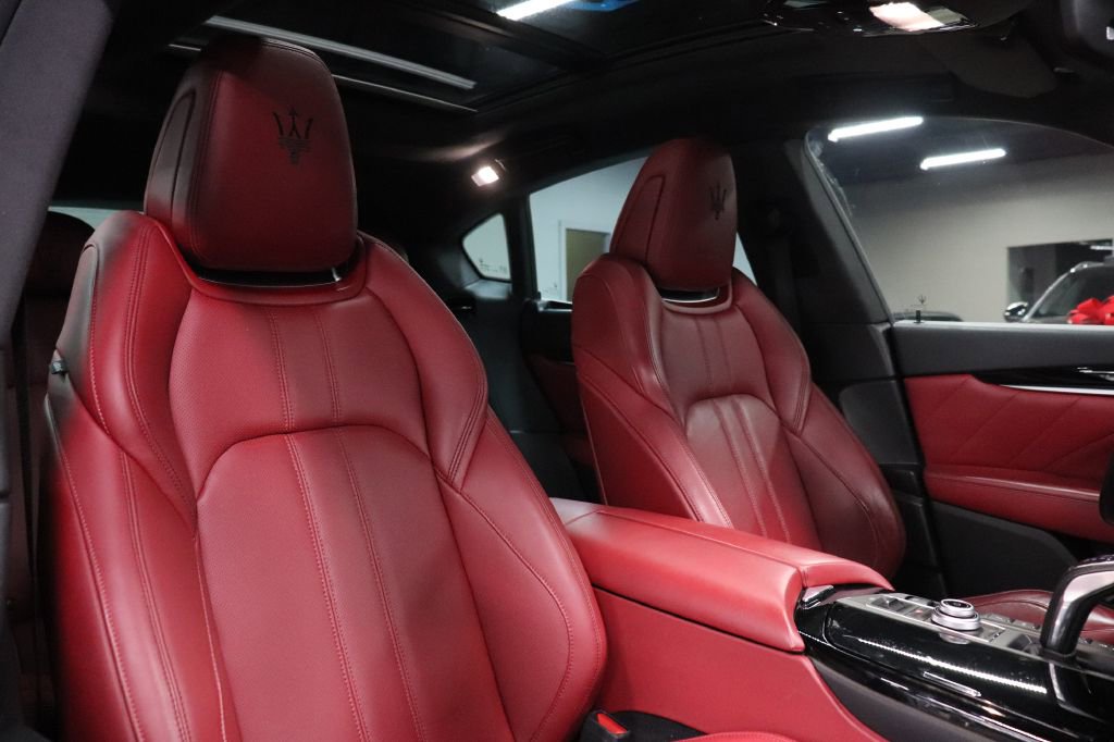 Used 2020 Maserati Levante GranSport image 24