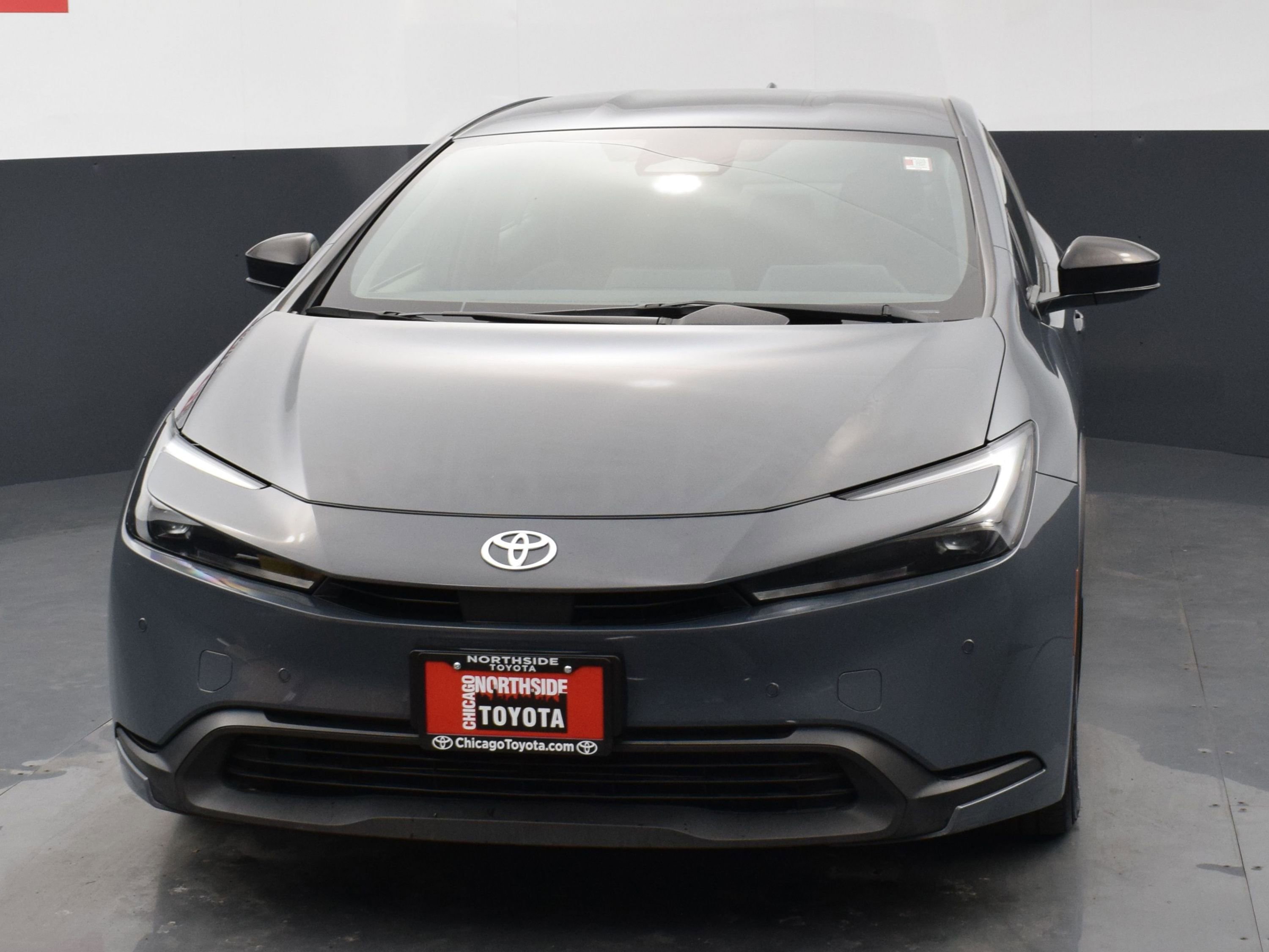 Used 2025 Toyota Prius LE image 7