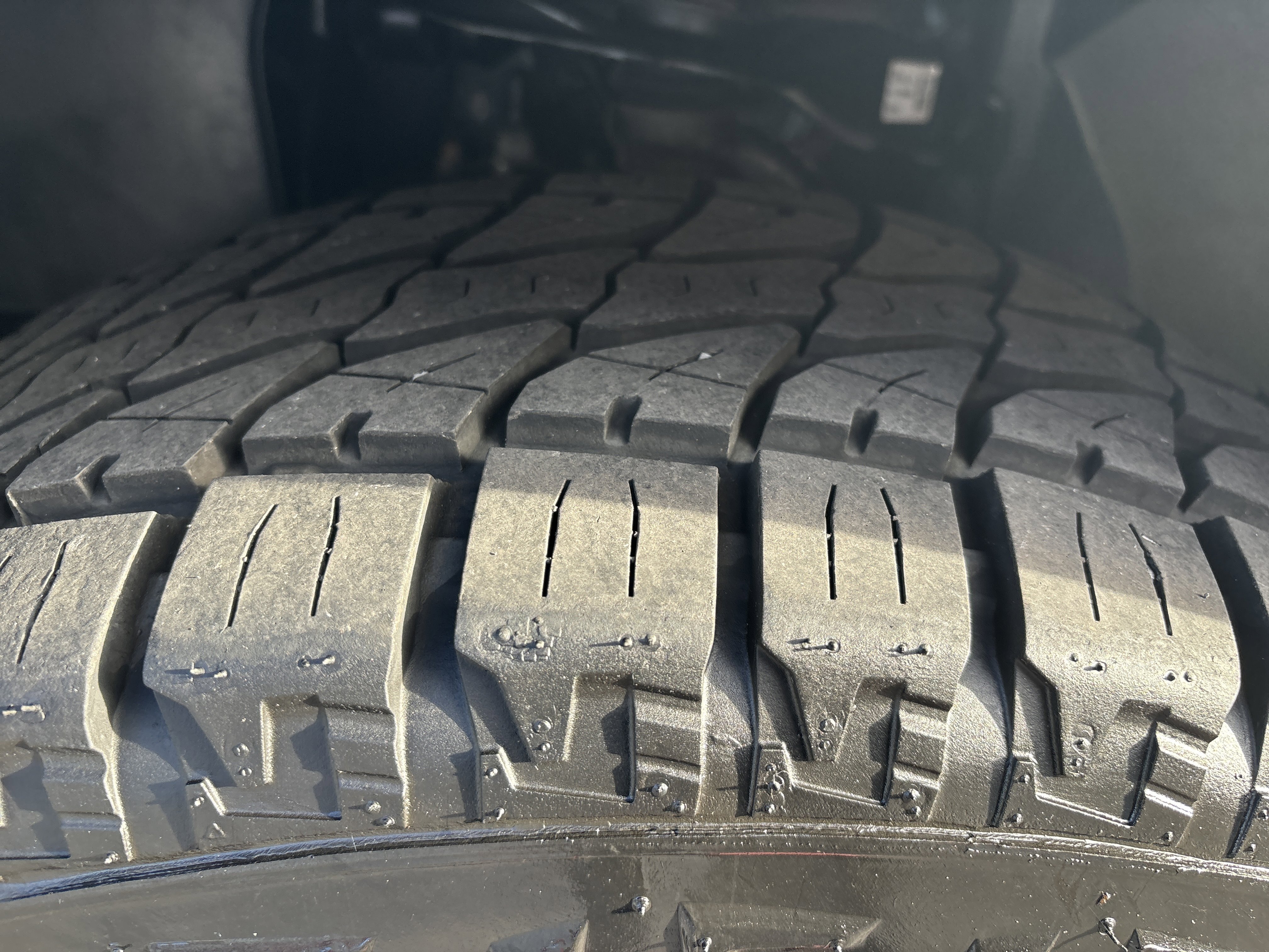 Used 2019 Nissan Frontier SV image 11