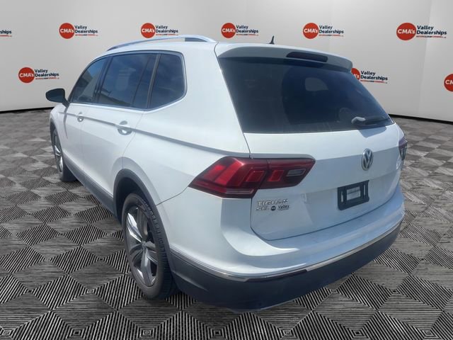 Used 2020 Volkswagen Tiguan SEL w/ 3rd Row Seat Package AWD/4WD image 2