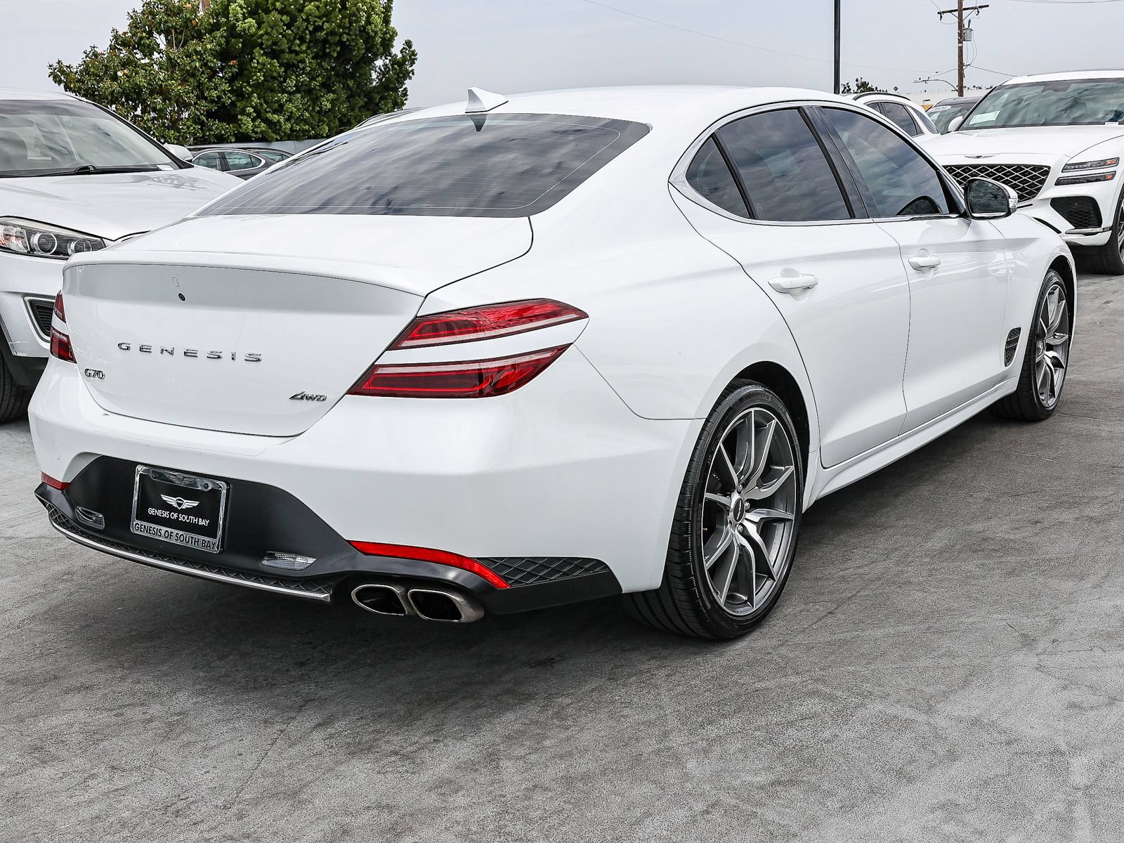 Used 2023 Genesis G70 2.0T AWD/4WD image 4
