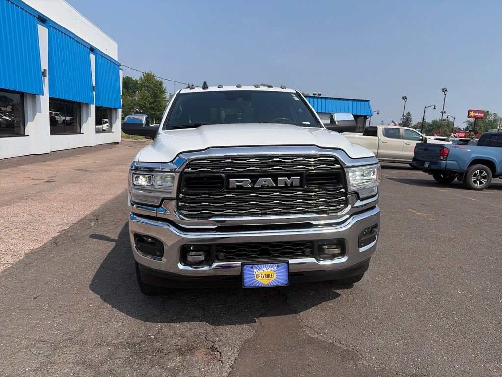 Used 2022 RAM 3500 Limited AWD/4WD image 2