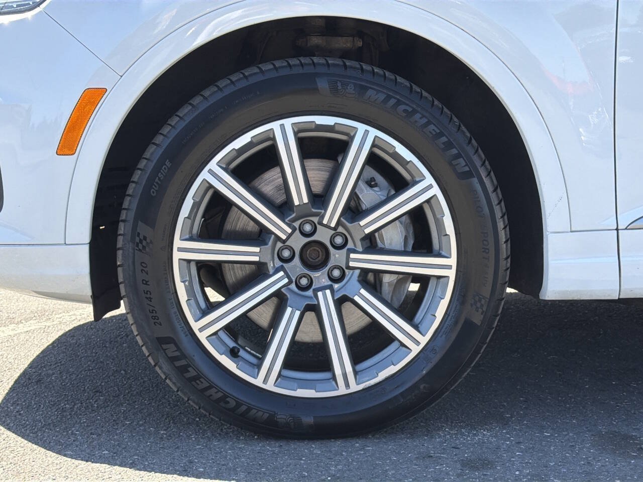 Used 2017 Audi Q7 3.0T Prestige AWD/4WD image 2