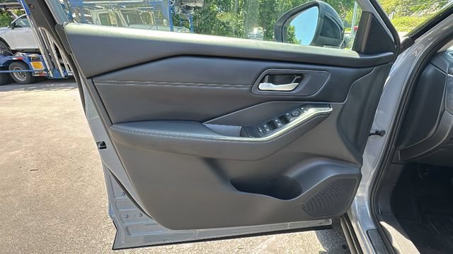 Used 2026 Nissan Rogue Dark Armor AWD/4WD image 25