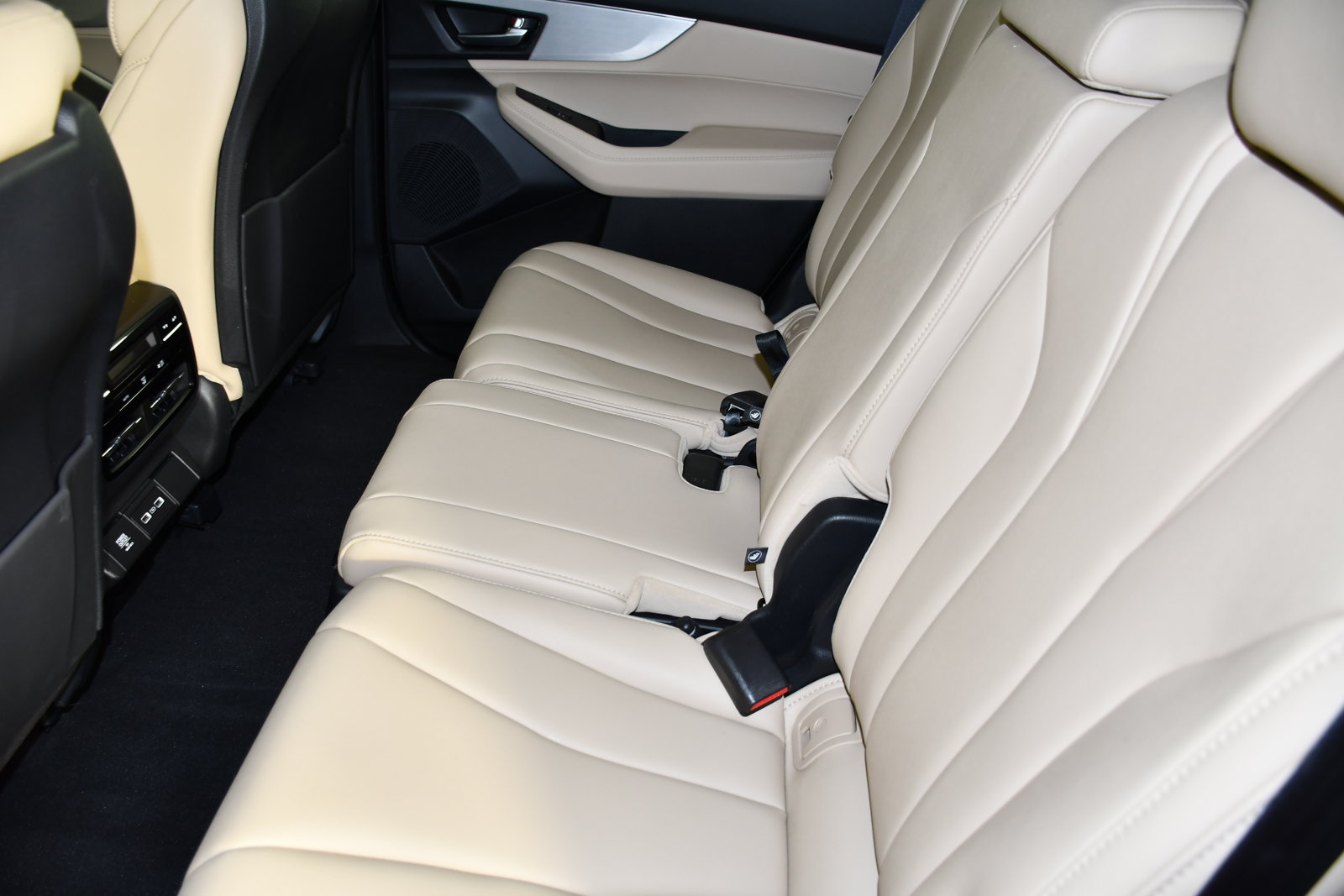 Used 2024 Acura MDX SH-AWD image 49