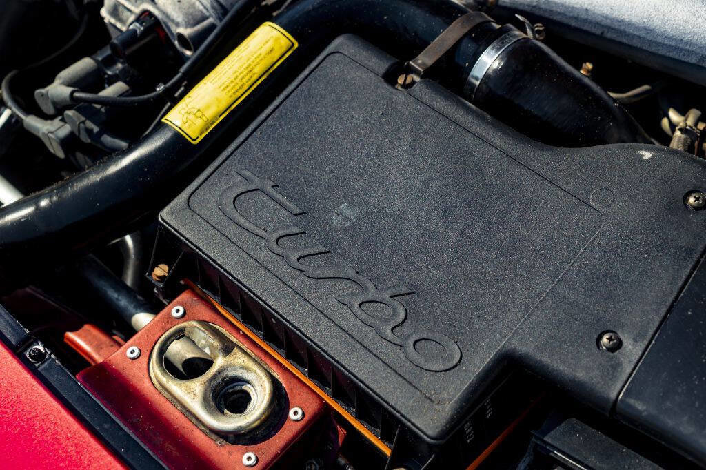 Used 1986 Porsche 944 Turbo image 82