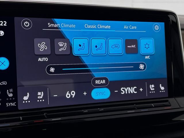 Used 2024 Volkswagen Atlas SE image 17