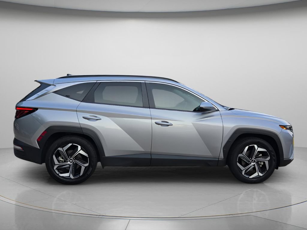 Used 2022 Hyundai Tucson SEL w/ Convenience + Premium Package FWD image 8
