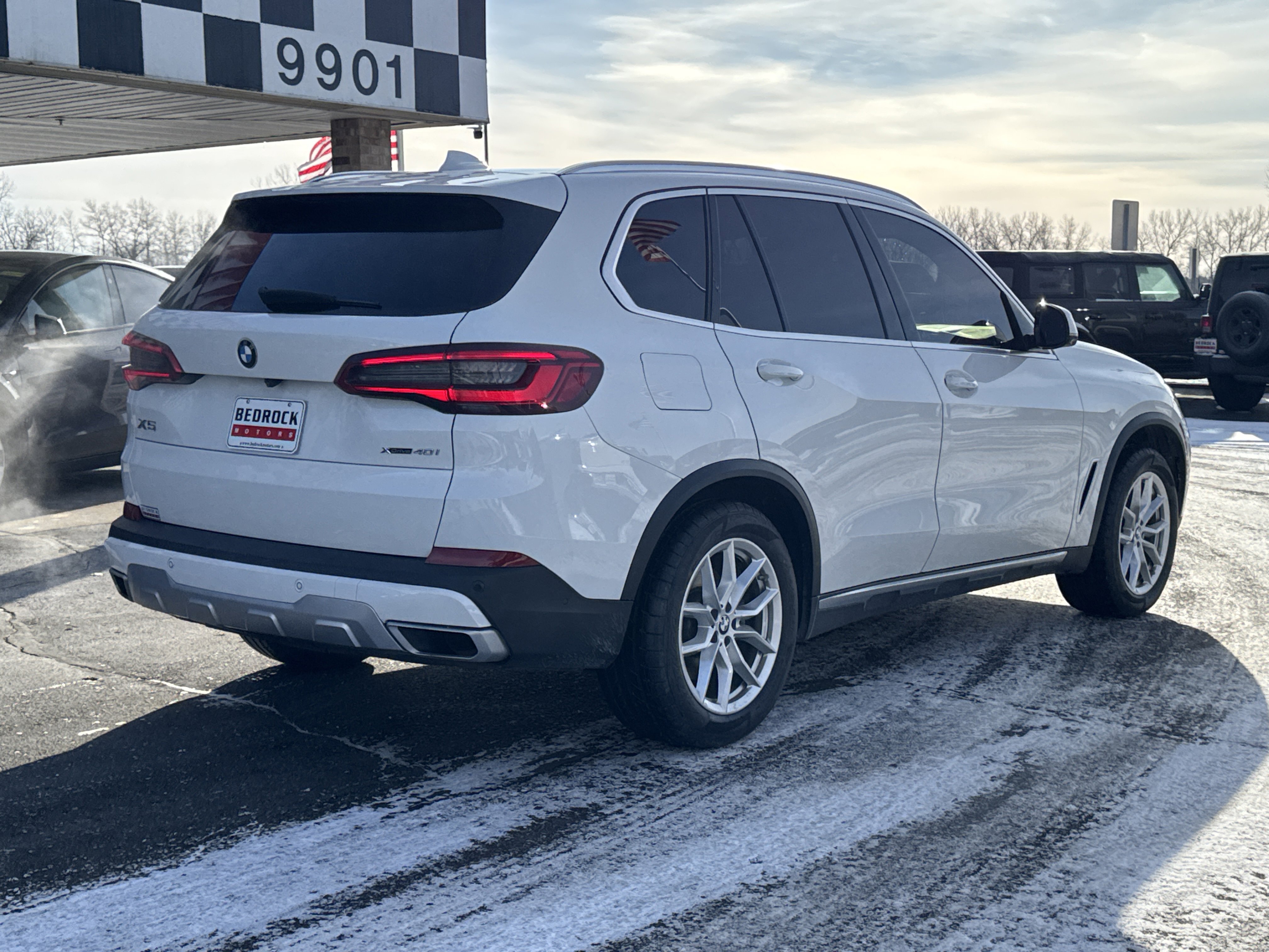 Used 2020 BMW X5 xDrive40i w/ Premium Package AWD/4WD image 7