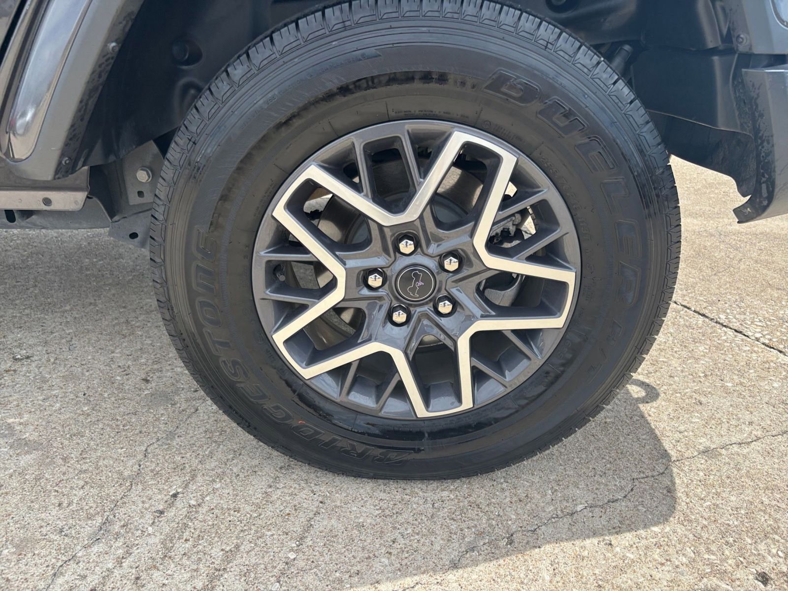 Used 2025 Jeep Wrangler Sahara image 29