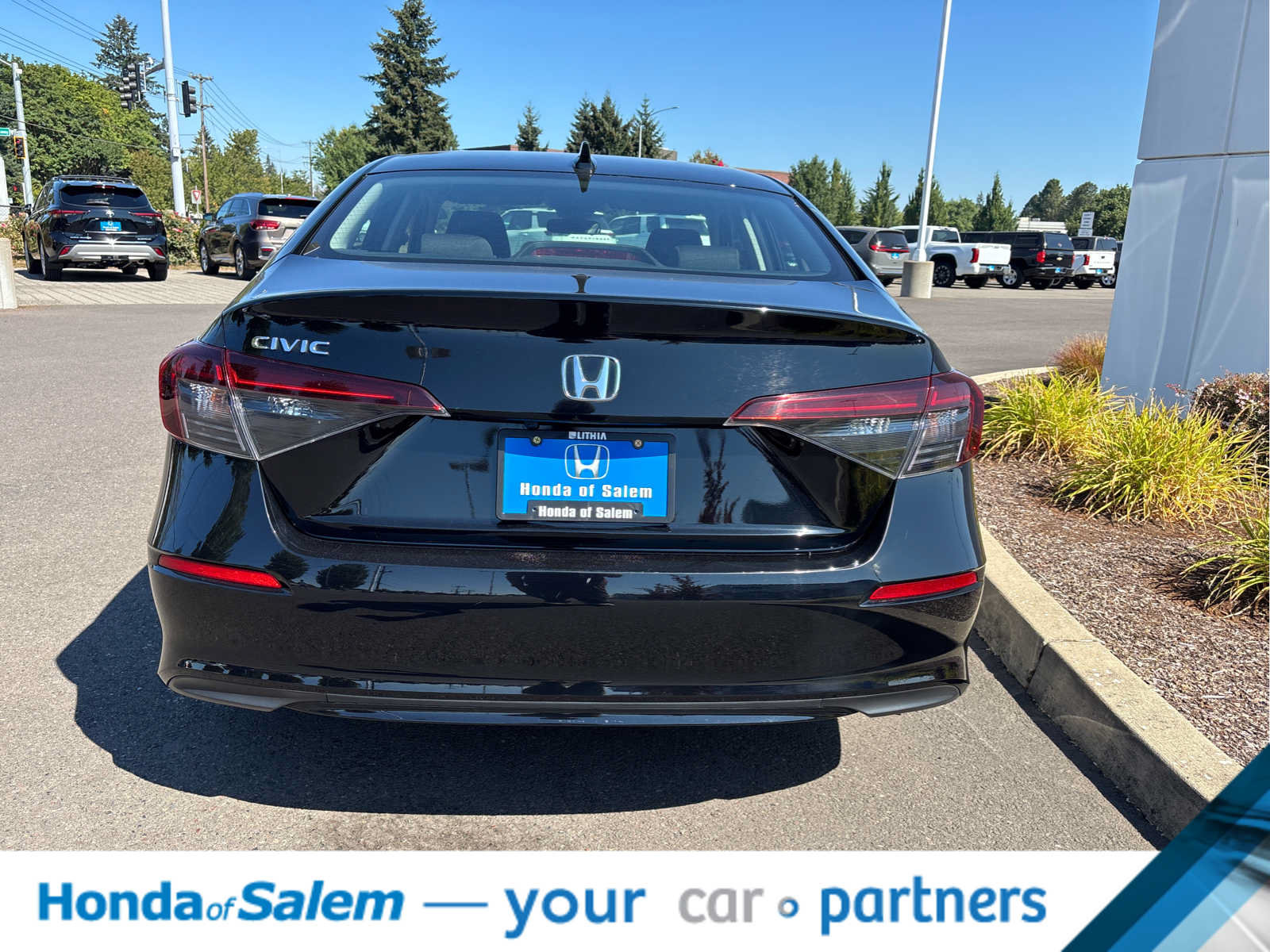 Used 2025 Honda Civic LX image 5