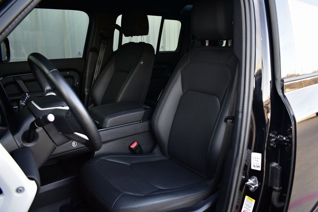 Used 2025 Land Rover Defender 110 S image 18