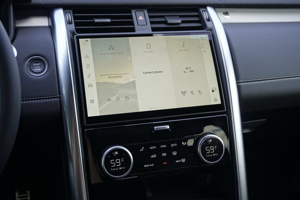 New 2026 Land Rover Discovery Dynamic SE AWD/4WD image 15