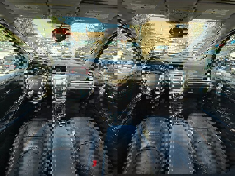 Used 2014 GMC Acadia SLT image 14