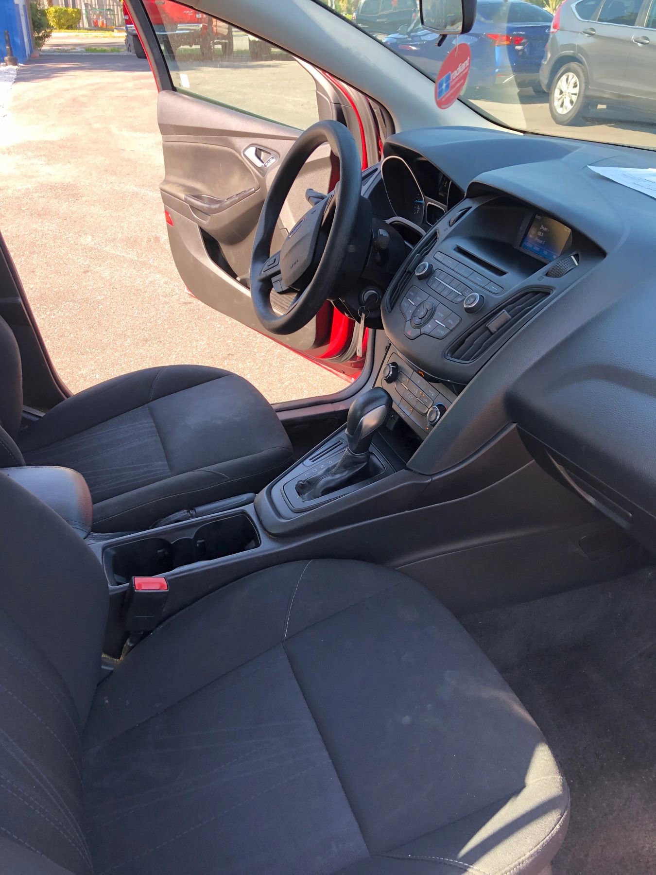 Used 2017 Ford Focus SE FWD image 15