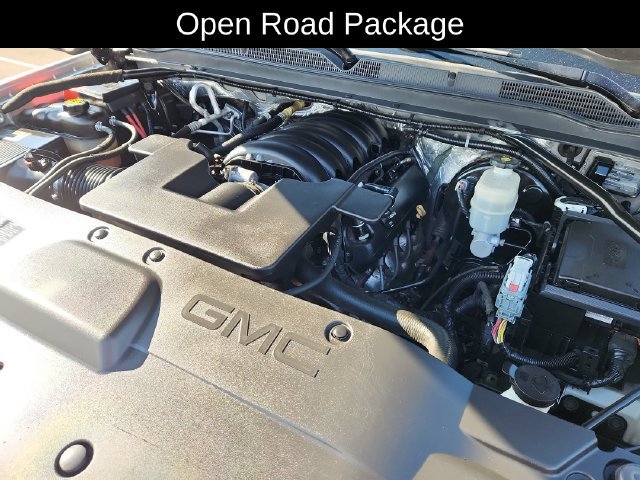 Used 2016 GMC Yukon XL Denali w/ Open Road Package AWD/4WD image 18