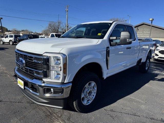 New 2025 Ford F350 XLT w/ FX4 Off-Road Package image 7