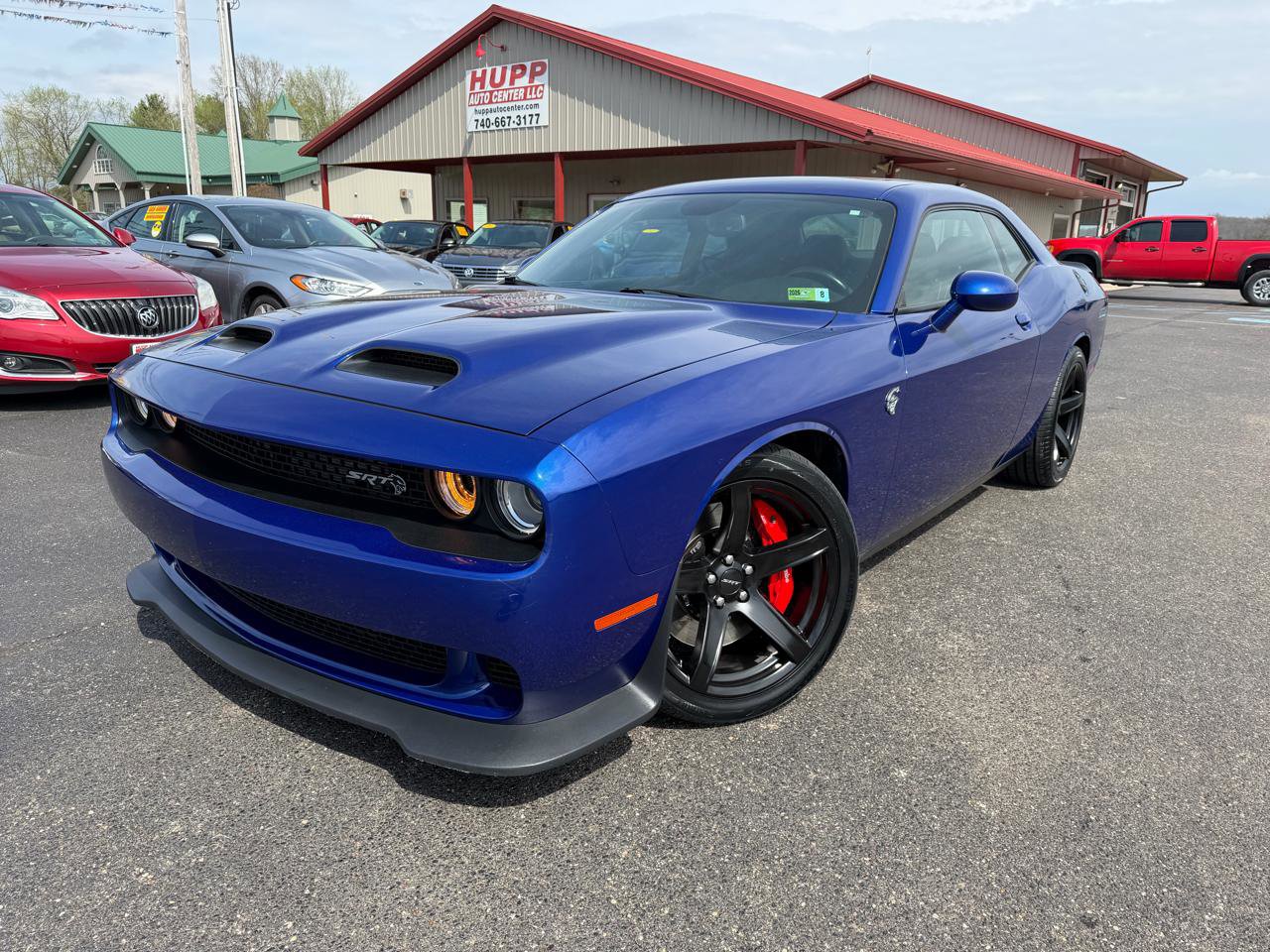 Used 2020 Dodge Challenger SRT Hellcat image 1