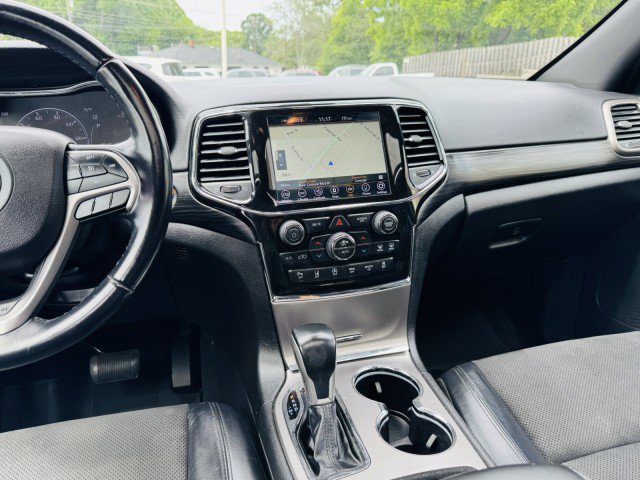 Used 2020 Jeep Grand Cherokee Laredo w/ Laredo X Package image 8