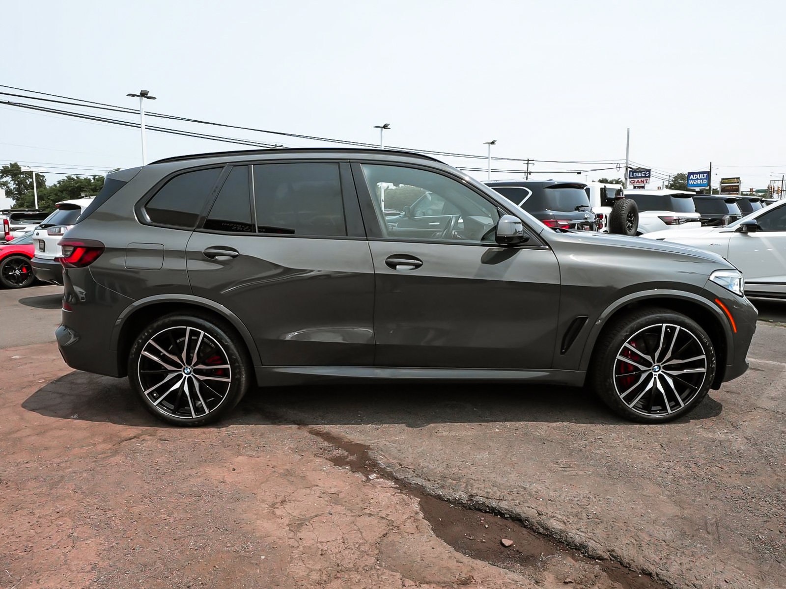 Used 2022 BMW X5 M50i w/ Executive Package AWD/4WD image 7