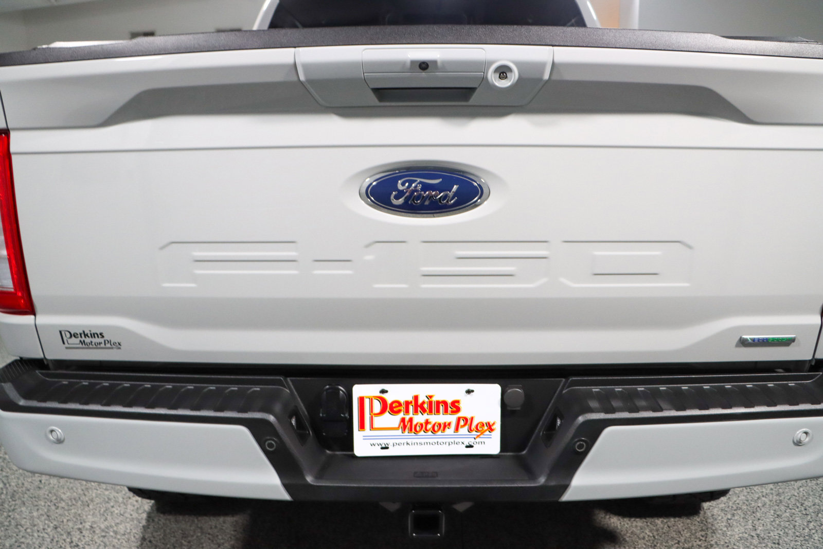 Used 2023 Ford F150 Lariat image 9