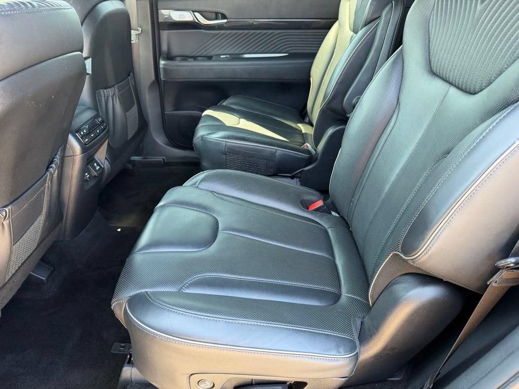 Used 2024 Hyundai Palisade Calligraphy AWD/4WD image 11