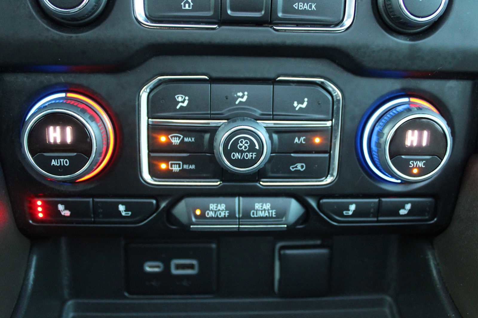 Used 2023 Chevrolet Tahoe Z71 image 21