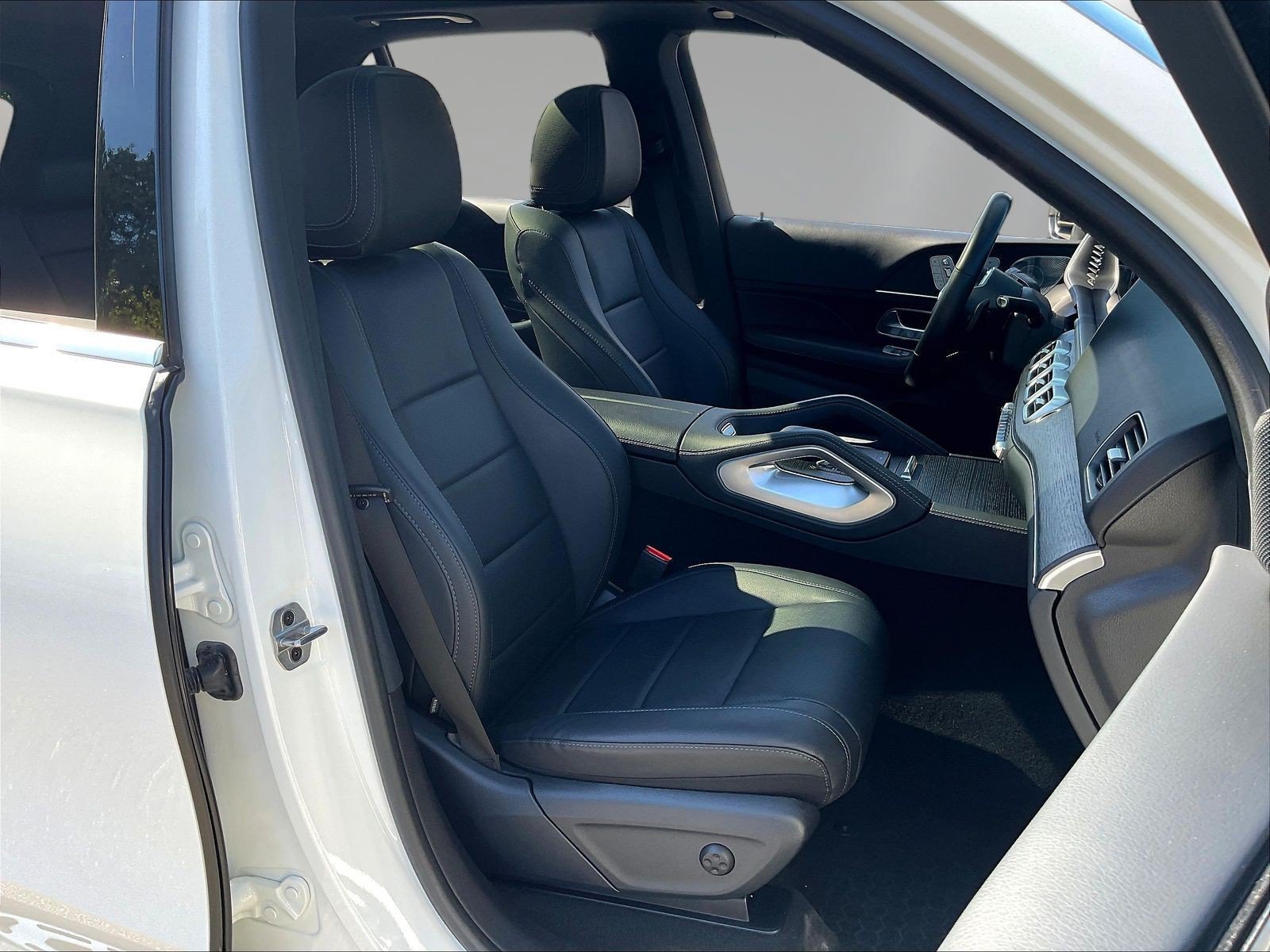 Used 2023 Mercedes-Benz GLE 350 4MATIC image 30
